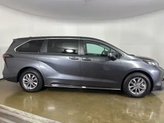 2025 Toyota Sienna