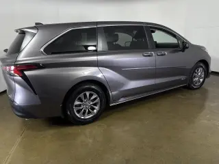 2021 Toyota Sienna