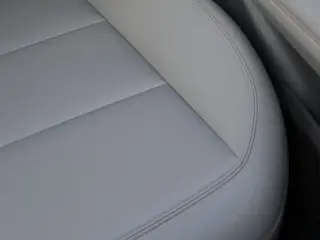 Ford Explorer 2025 AWD Active 4 puertas SUV
