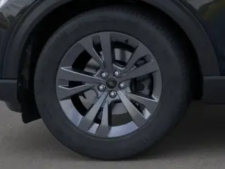 Ford Explorer 2025 AWD Active 4 puertas SUV