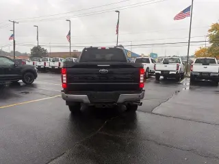 Ford F-250 Super Duty 2021 4x4 XLT 4 puertas Cabina Crew 6.8 ft. SB Pickup