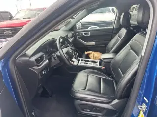 Ford Explorer 2023 XLT SUV 4 puertas