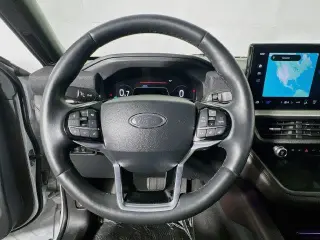 Ford Explorer 2025 AWD Platinum 4dr SUV