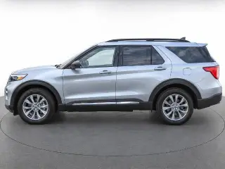 Ford Explorer 2023 AWD XLT SUV de 4 puertas