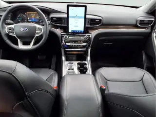 Ford Explorer 2024 AWD Limitado SUV 4 puertas