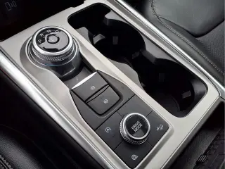 Ford Explorer 2024 AWD Limitado SUV 4 puertas