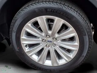 Ford Explorer 2024 AWD Limitado SUV 4 puertas