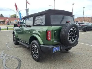 Ford Bronco 2023 4x4 Outer Banks 4dr SUV