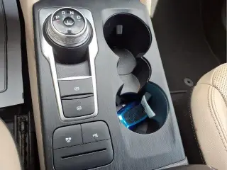 Ford Escape Híbrido 2022 Titanium 4 puertas SUV