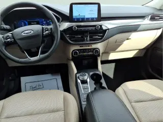 Ford Escape Híbrido 2022 Titanium 4 puertas SUV