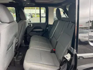 Jeep Wrangler 2024 4x4 Sahara 4xe SUV de 4 puertas