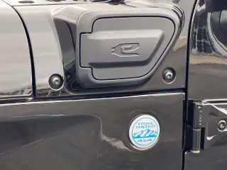 Jeep Wrangler 2024 4x4 Sahara 4xe SUV de 4 puertas