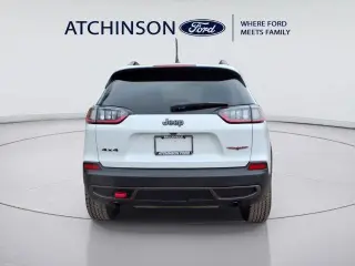 Jeep Cherokee 2022 4x4 Trailhawk SUV 4 puertas
