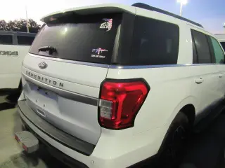 Ford Expedition 2022 4x2 XLT SUV de 4 puertas