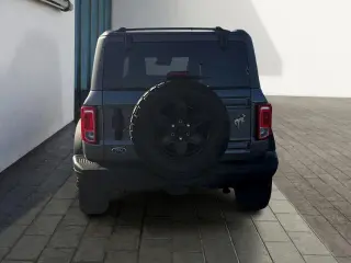 Ford Bronco 2024 4x4 Black Diamond 4puertas SUV