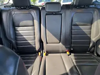 Ford Escape 2019 con tracción en las cuatro ruedas y Titanio, 4 puertas SUV