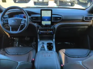 Ford Explorer 2021 AWD King Ranch 4dr SUV