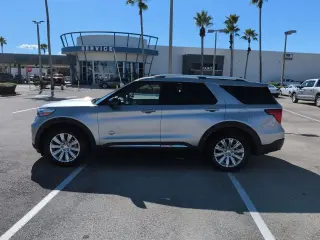 Ford Explorer 2021 AWD King Ranch 4dr SUV