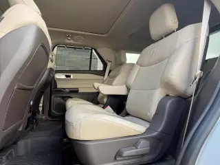 Ford Explorer 2020 AWD Platinum 4dr SUV