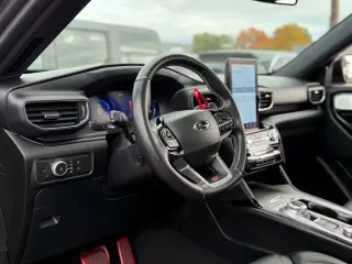Ford Explorer 2022 AWD ST 4dr SUV