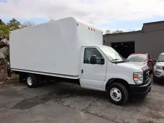 Ford E-Series 2024 E-350 SD 2dr 138 in. WB SRW Chasis de Corte