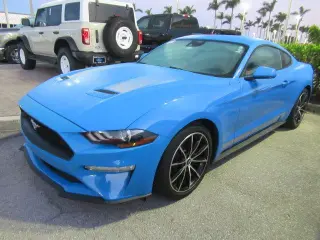 Ford Mustang 2022 EcoBoost 2d Fastback
