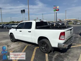 Ram 1500 2019 4x4 Big Horn 4dr Crew Cab 5.6 ft. SB Pickup