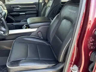 Ram 1500 2019 4x4 Laramie 4dr Crew Cab 5.6 ft. SB Pickup