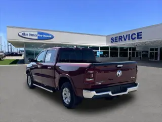 Ram 1500 2019 4x4 Laramie 4dr Crew Cab 5.6 ft. SB Pickup