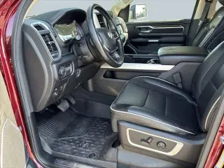 Ram 1500 2019 4x4 Laramie 4dr Crew Cab 5.6 ft. SB Pickup