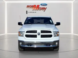 Ram 1500 2016 4x4 Big Horn 4dr Crew Cab 5.5 ft. SB Pickup