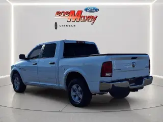 Ram 1500 2016 4x4 Big Horn 4dr Crew Cab 5.5 ft. SB Pickup
