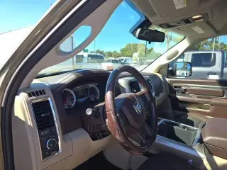 Ram 1500 2015 4x2 SLT 4dr Cabina de Crew de 6.3 pies de largo Pickup