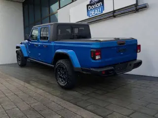 Gladiator Jeep 2023 4x4 Sport 4dr Crew Cab 5.0 ft. SB