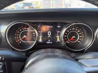 Jeep Gladiator 2022 4x4 Sport 4dr Cabina de Crew 5.0 ft. SB