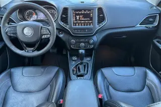 Jeep Cherokee 2023 4x4 Altitude Lux SUV de 4 puertas