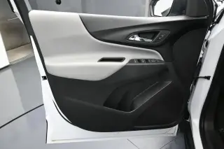Chevrolet Equinox 2024 LS SUV de 4 puertas con 1LS