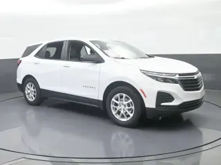 Chevrolet Equinox 2024 LS SUV de 4 puertas con 1LS