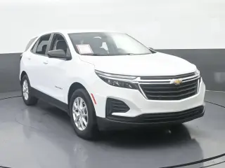 Chevrolet Equinox 2024 LS SUV de 4 puertas con 1LS