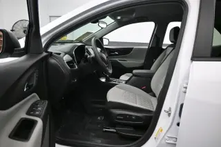 Chevrolet Equinox 2024 LS SUV de 4 puertas con 1LS