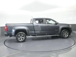 Chevrolet Colorado 2017 4x4 Z71 4p. Cabina de tripulación con puerta trasera