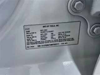 Tesla Model Y 2021 AWD Performance 4dr Crossover