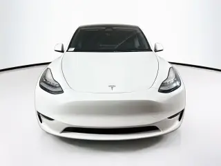 Tesla Model Y 2021 AWD Performance 4dr Crossover