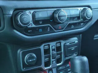 Jeep Wrangler 2024 4x4 Rubicon 4xe 4p Puerta SUV