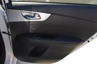 2023 Kia Forte LXS IVT