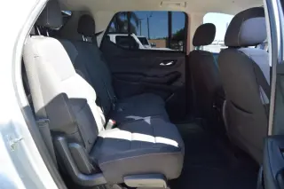 2020 Chevrolet Traverse FWD 4dr LS w/1LS