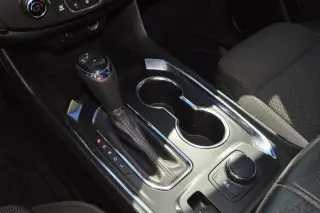 2020 Chevrolet Traverse FWD 4dr LS w/1LS
