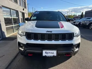 2025 Jeep Compass Trailhawk 4x4