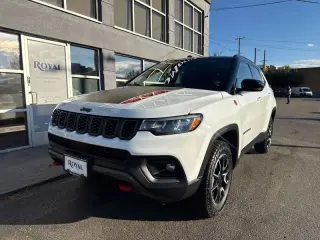 2025 Jeep Compass Trailhawk 4x4