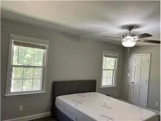 Propiedad de alquiler con 0 dormitorio y 0 baño en lilburn